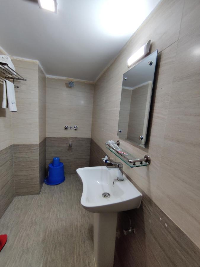 Hotel Sea Moon Cox's Bazar Dış mekan fotoğraf