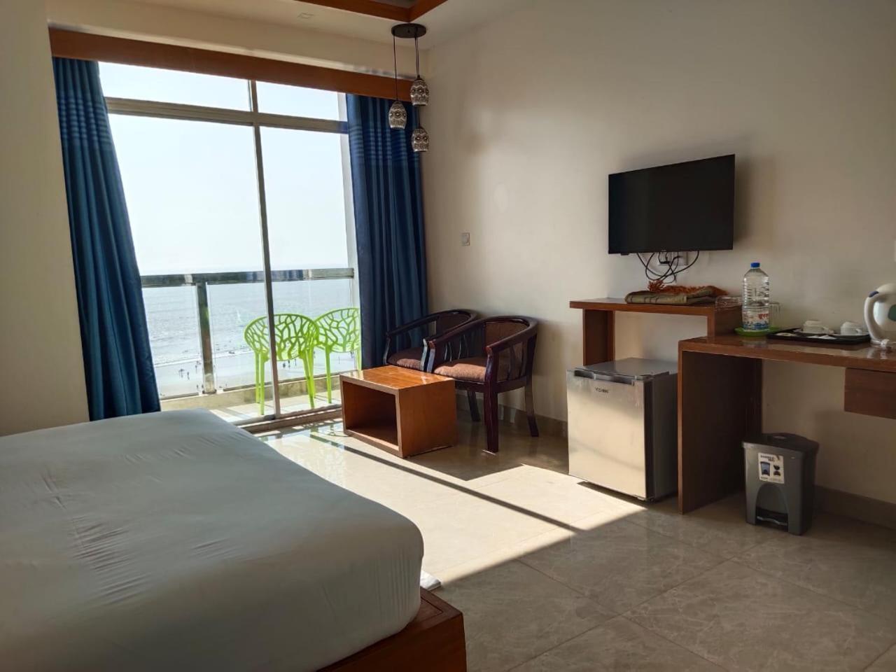 Hotel Sea Moon Cox's Bazar Dış mekan fotoğraf